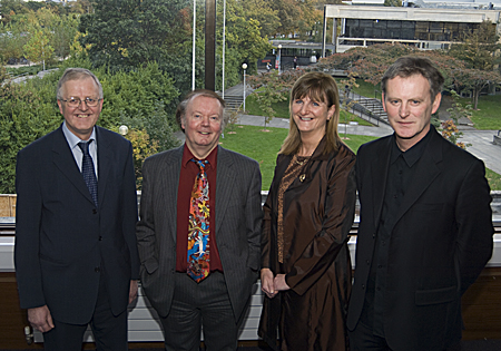 An tOllamh Liam Mac Mathúna, An tOllamh Alan Titley, An Dr Regina Uí Chollatáin, léachtóir na bliana 2007, agus An Dr Caoimhín Mac Giolla Léith